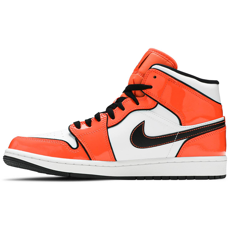 Tenis Air Jordan 1 Mid Se Turf Orange