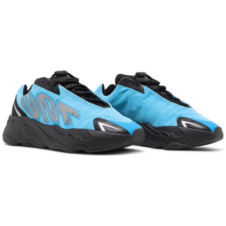 Tenis Yeezy Boost 700 Mnvn Bright Cyan