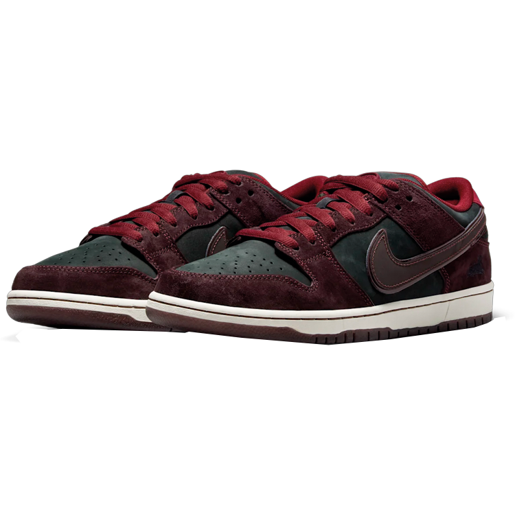 TENIS NIKE SB DUNK LOW RIOT SKATESHOP
