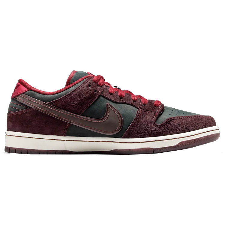 TENIS NIKE SB DUNK LOW RIOT SKATESHOP