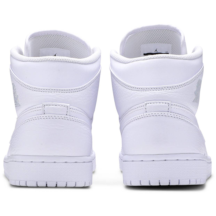 Tenis Air Jordan 1 Mid Triple White (2019)